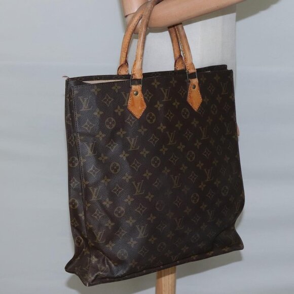 LOUIS VUITTON Monogram Sac Plat Hand Bag - Picture 14 of 15